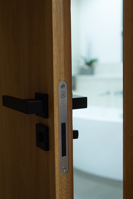 porte capri chene bertoli zoom détail poignée